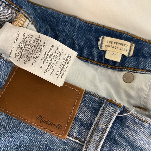 Madewell Perfect Vintage Jeans - Picture 3 of 5